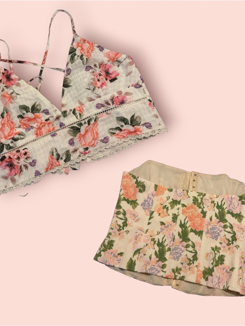 ✨ ZARA Floral ✨